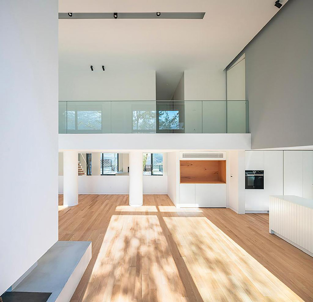 Comma Building Systems