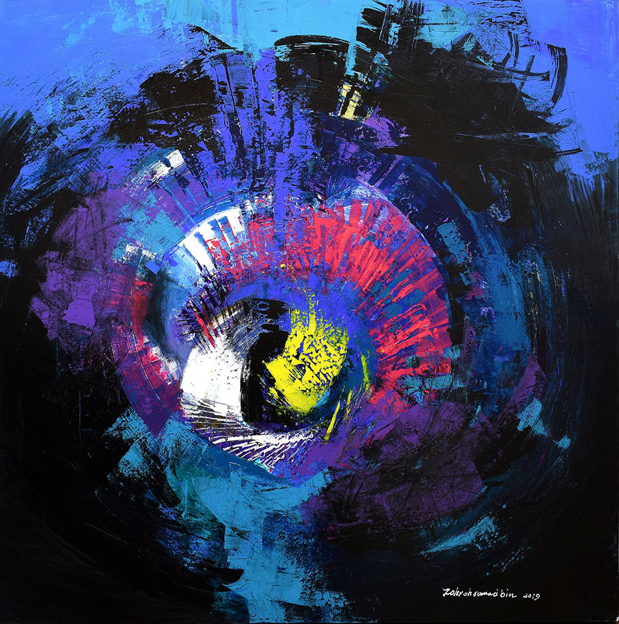 Zohreh Samadbin in villa