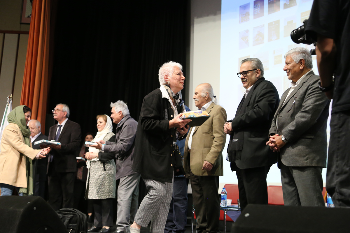 جایزه کتاب دکتر منوچهر مزینی