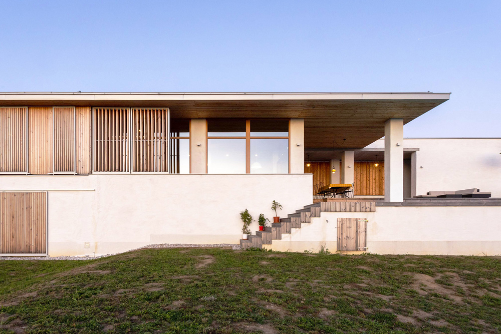 A Villa in Natternbach