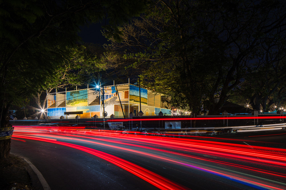 BEHIND the SCENES Villa