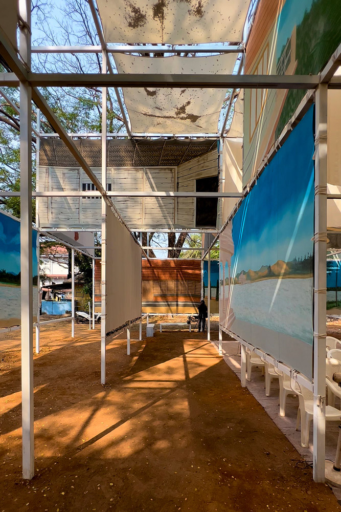 BEHIND the SCENES Villa