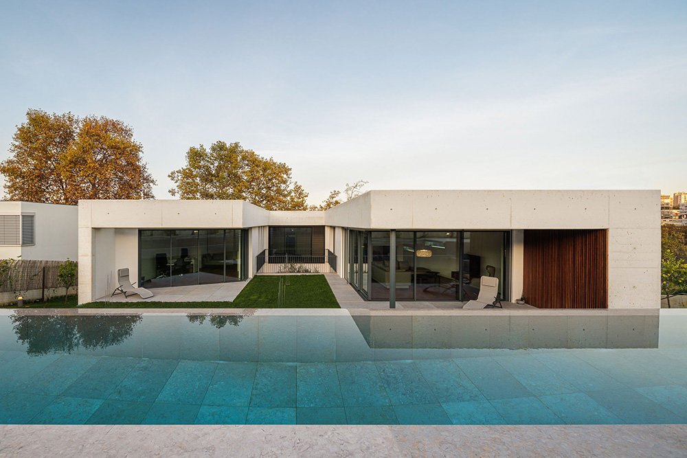 Concrete 11 Villa