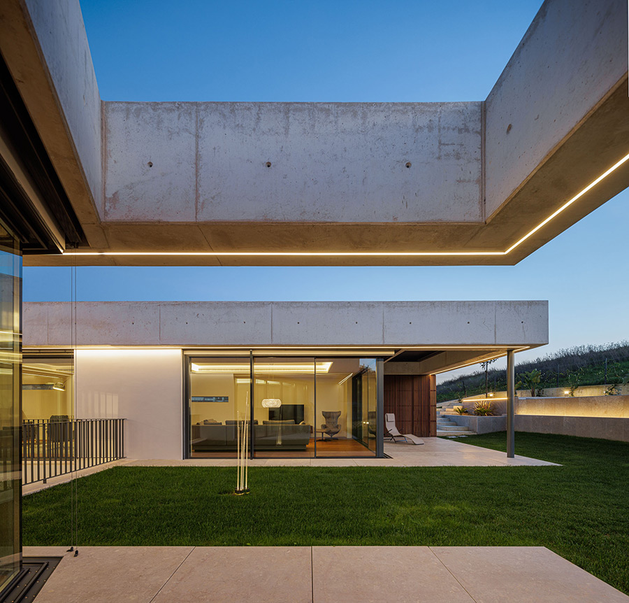 Concrete 11 Villa
