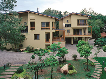 Khalili family complex