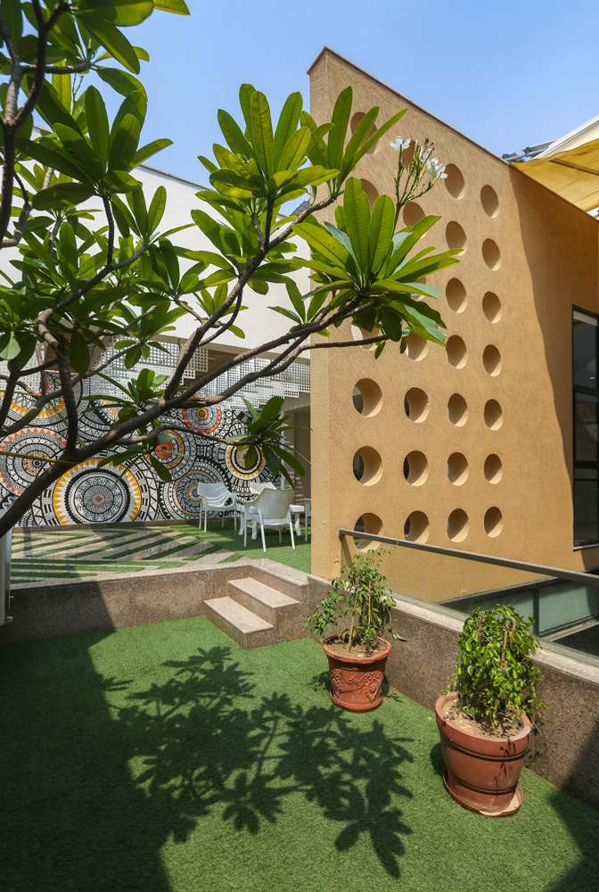 Saundha Gharaunda Villa