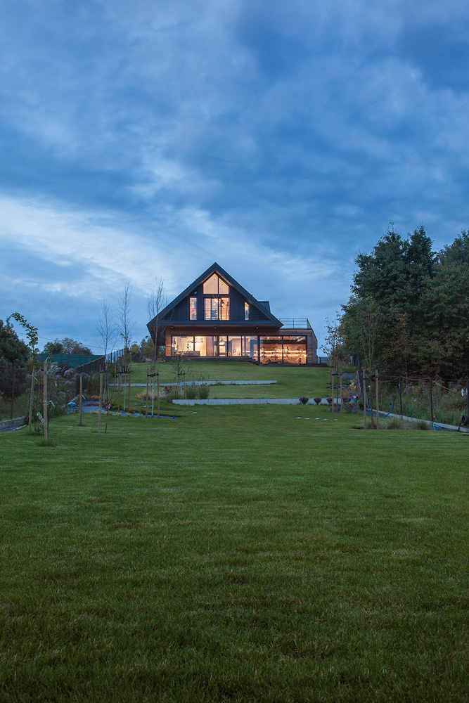 The Lesser Polish Eaves Villa 