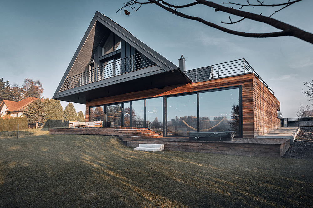 The Lesser Polish Eaves Villa 