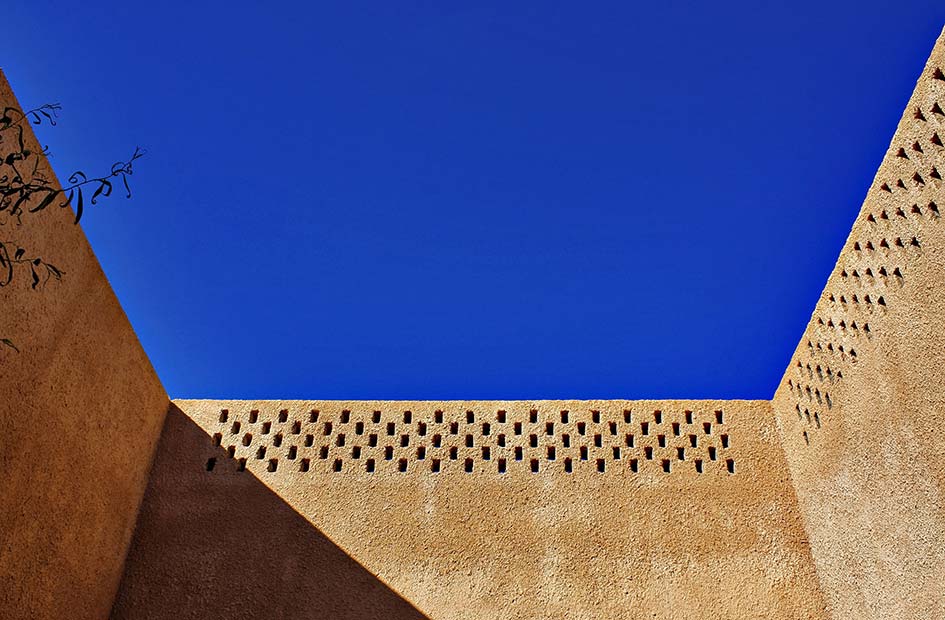 Through Gardens House