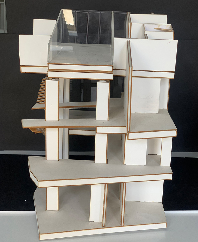 Vanoush Villa Rolling Stone 