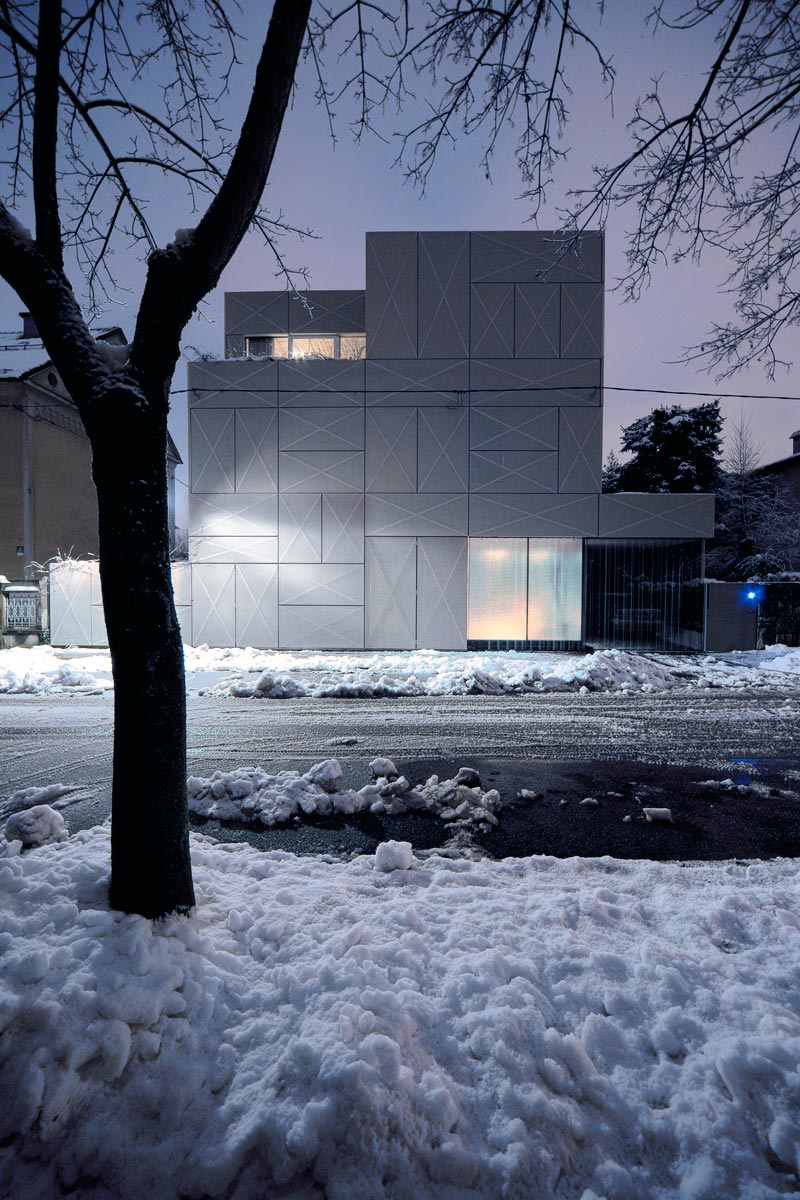 Villa Criss-Cross Envelope