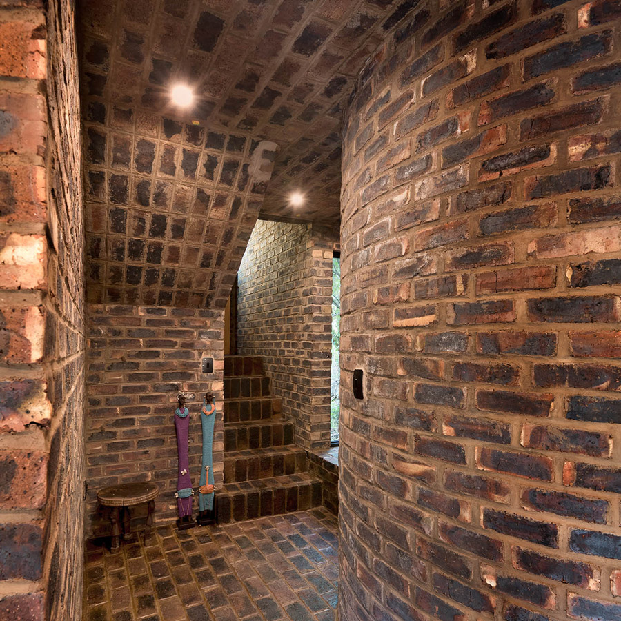 Villa of the Big Arch  