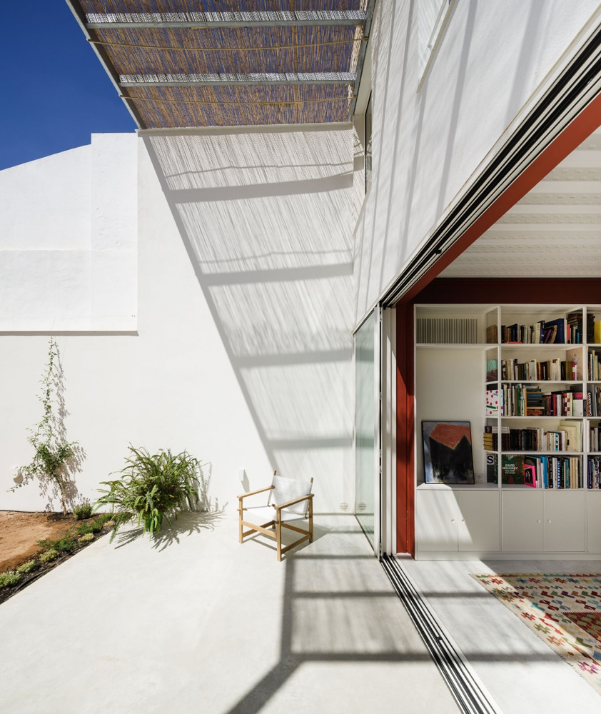 Villa Of The Nine Porticoes 