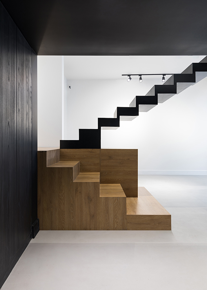 Villa Past And Present 