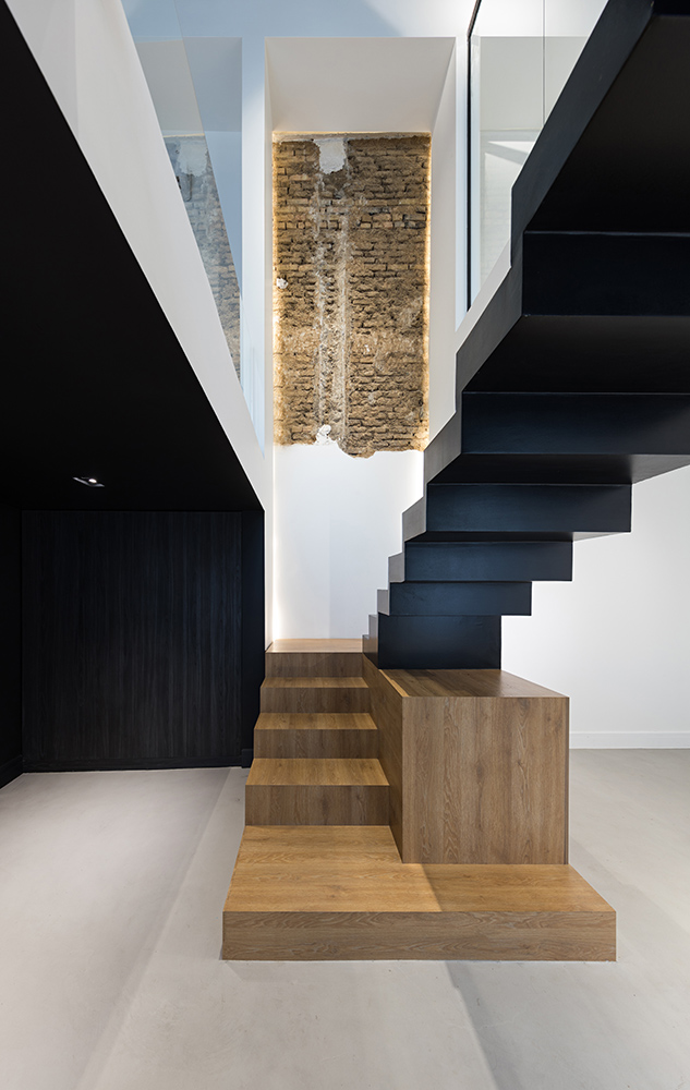 Villa Past And Present 