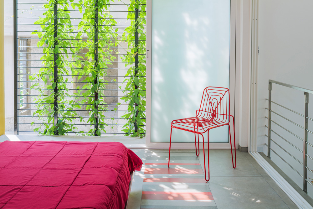 Villa That Rains Light