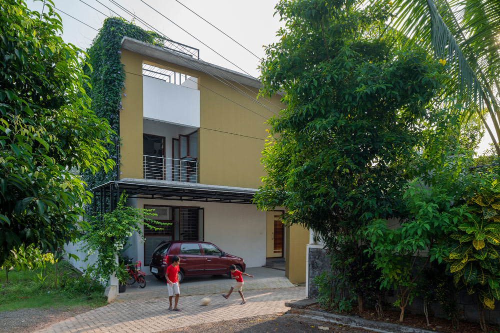 Villa That Rains Light