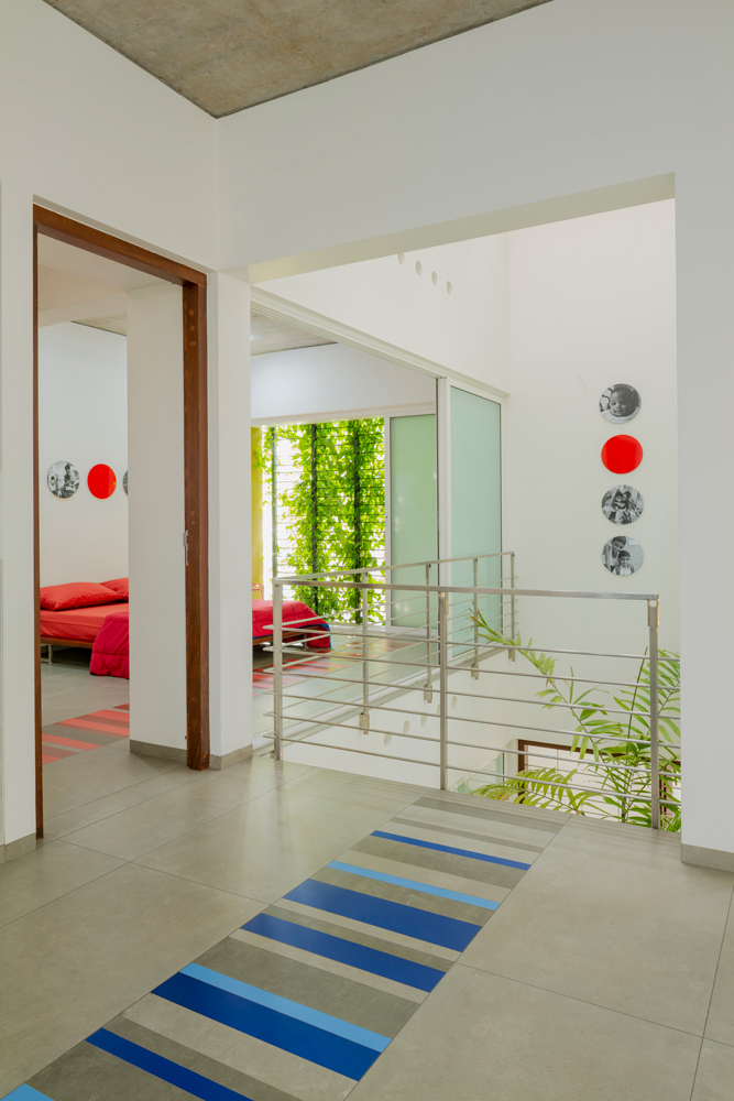 Villa That Rains Light